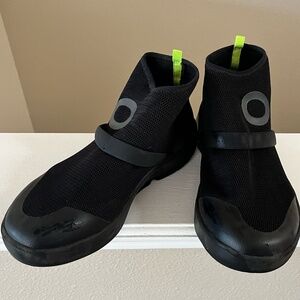 OOFOS booties Women's 10